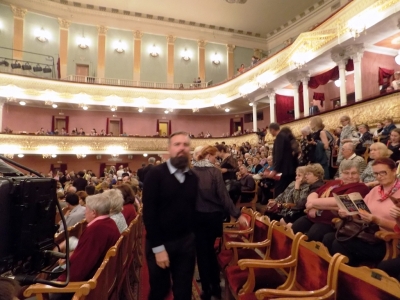 Челябинский театр оперы и балета отметил 60-летие зрелищным гала-концертом