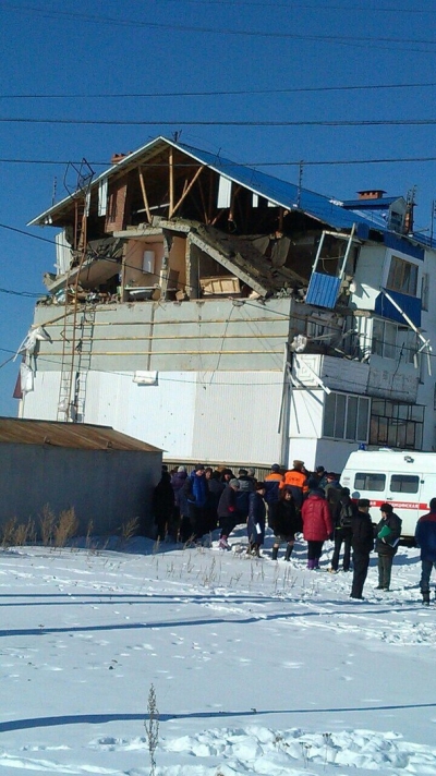 Дубровский поручил Климову принять все меры и оказать поддержку для ликвидации последствий взрыва газа в Кузнецком