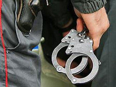 Фото В Еткульском районе задержаны трое парней по подозрению в групповом изнасиловании