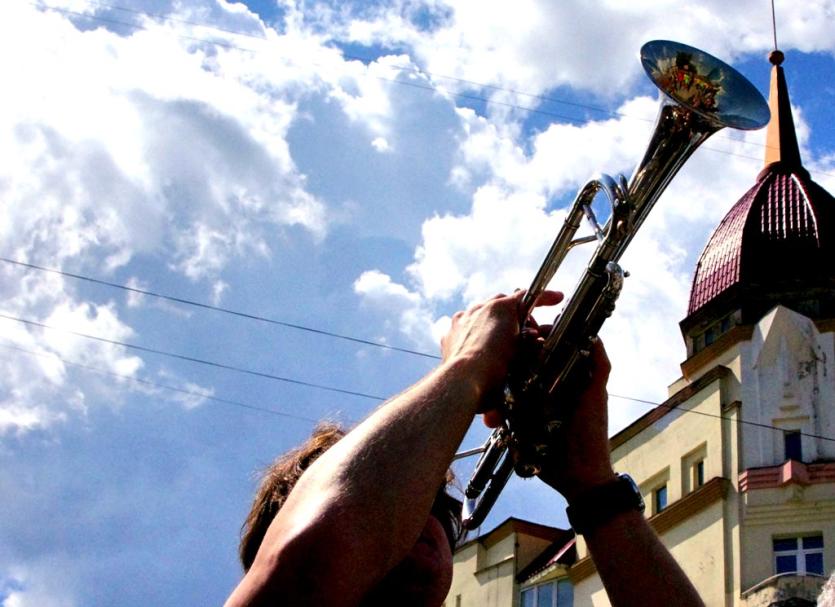 Фото Музыканты Челябинска проведут концерт несогласия с приговором гитаристу Владимиру Конюхову