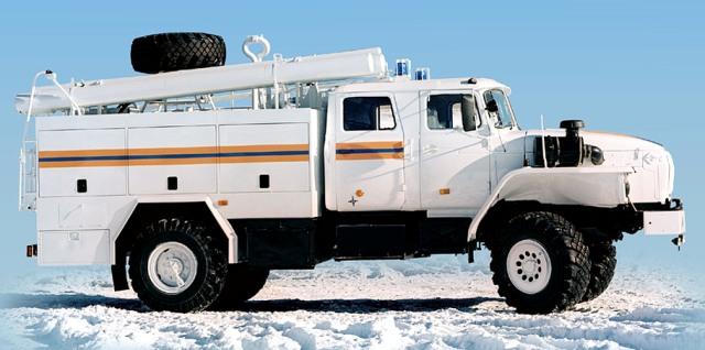 Фото Создан универсальный пожарно-спасательный автомобиль «Урал»  для МЧС РФ
