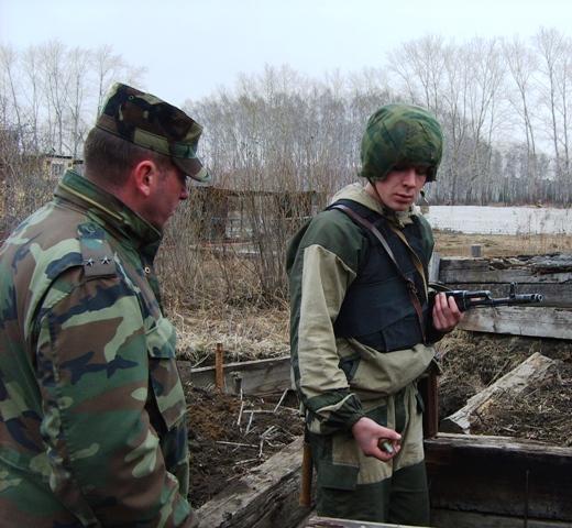 Фото Сегодня бойцы челябинского 23-го отряда отрабатывали навыки в метании боевых гранат