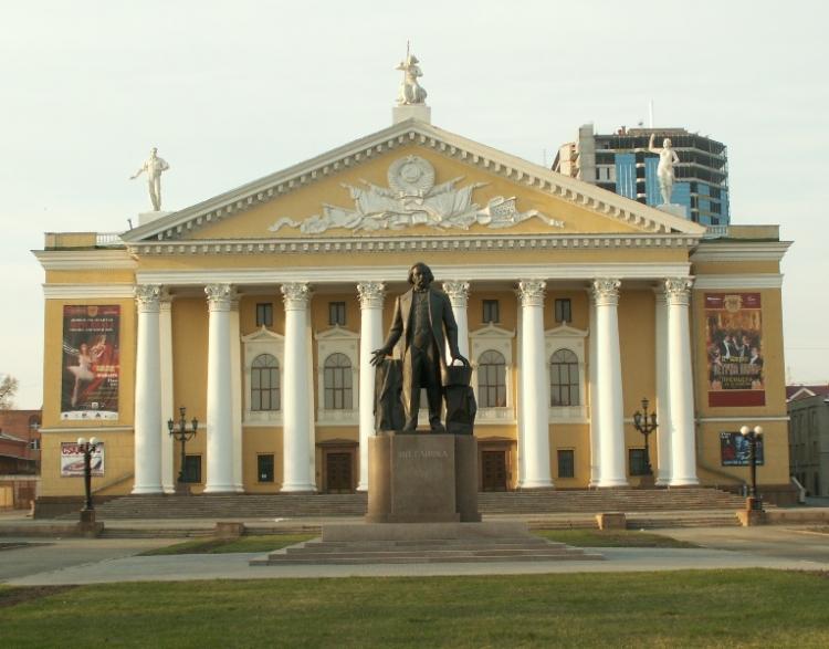 Фото Челябинский оперный театр привез «Золотую маску»