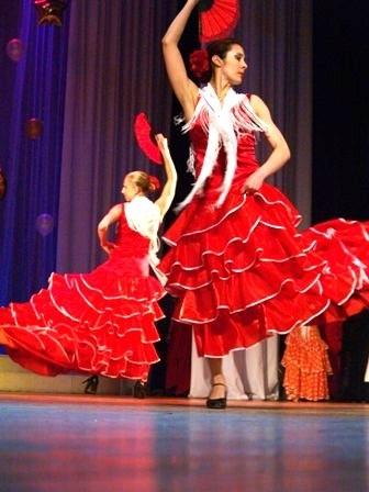 Фото Челябинские танцовщицы - чемпионки мира по фламенко