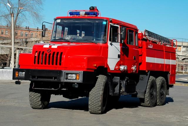 Фото «Группа ГАЗ» представляет на выставке «Оборона и защита - 2007» в Нижнем Тагиле пожарный автомобиль нового поколения