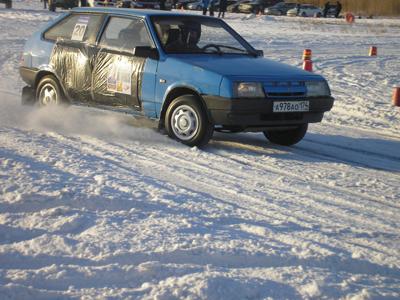 Фото В Челябинске состоится чемпионат по ледовым кольцевым автогонкам