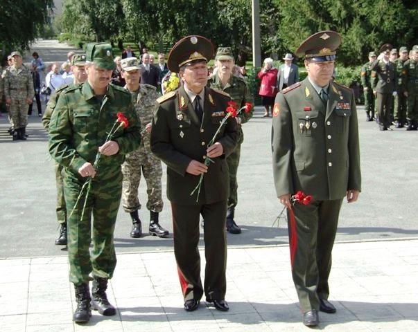 Фото В Чебаркуле военные России и Казахстана вспомнили воинов-освободителей