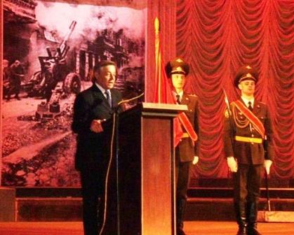 Фото Губернатор Челябинской области поздравляет с Днем Победы