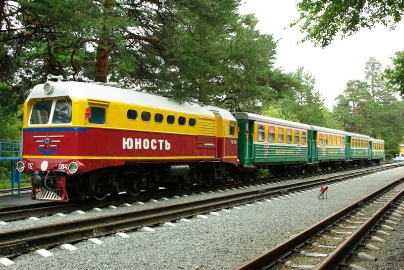 Фото Малая железная дорога в Челябинске приняла больших гостей