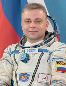 Фото Уроженец Челябинска отправляется в космос с игрушечным львенком