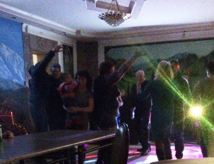 Фото Жительнице Южноуральска, пришедшей пьяной в ночной клуб с годовалой дочкой, грозит штраф до 500 рублей