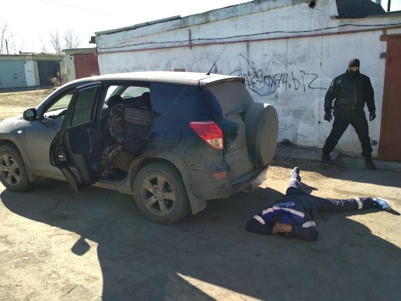 Фото В Челябинске ищут жертв серийного «гаражника»