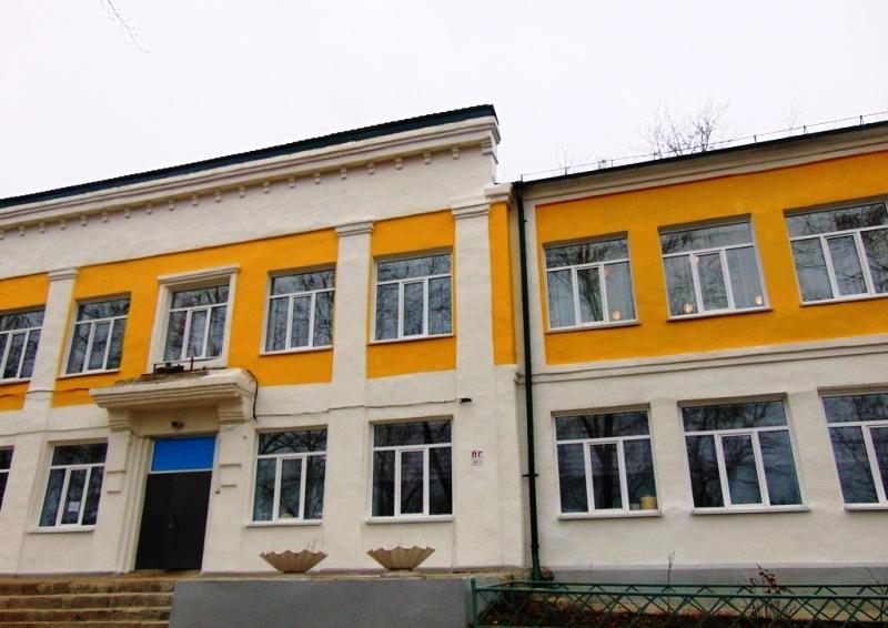 Фото На ремонт карабашской школы для детей с особенностями развития ЗАО «РМК» выделило шесть миллионов рублей