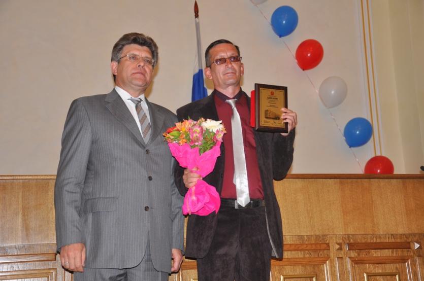 Фото Педагог из Челябинска стал лауреатом премии Законодательного собрания области