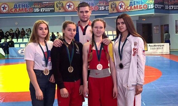 Фото Спортсменки Челябинской области стали лучшими на чемпионате и первенстве УрФО по боксу