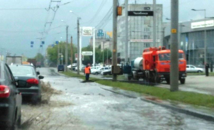 Фото За «ливневые» выходные в Челябинске МУП ПОВВ устранило 76 повреждений в системе водоснабжения