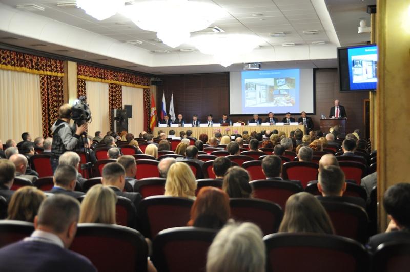 Фото Федор Дегтярев переизбран президентом ЮУТПП
