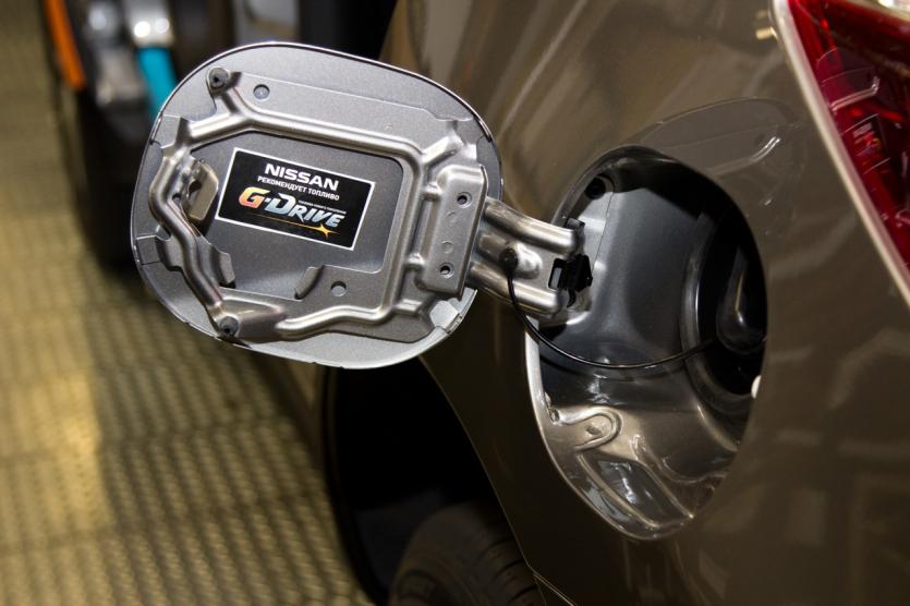 Фото Новые автомобили Nissan, произведенные в России, будут заправлять топливом G-Drive
