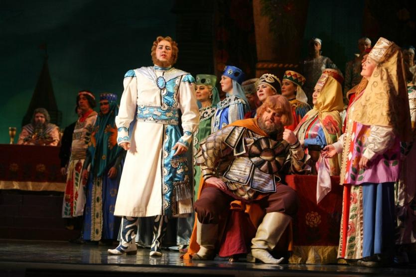 Фото Театр оперы и балета Челябинска отмечает 60-летие: южноуральцы могут лично поздравить юбиляра