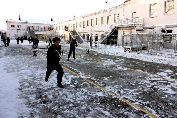 Фото В колониях Челябинской области прошла зимняя спартакиада среди осужденных