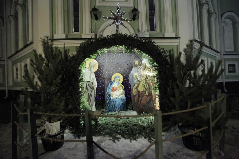 Фото Православные Южного Урала встретили Рождество Христово