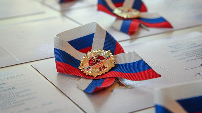 Фото Более пяти тысяч южноуральцев получат золотые значки ГТО