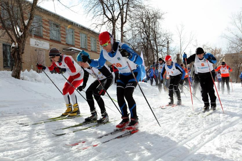 Фото ГРЦ Макеева открыл спартакиаду предприятия лыжными гонками