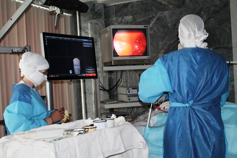 Фото Новый прибор в Челябинской областной больнице подскажет хирургам путь к мозгу