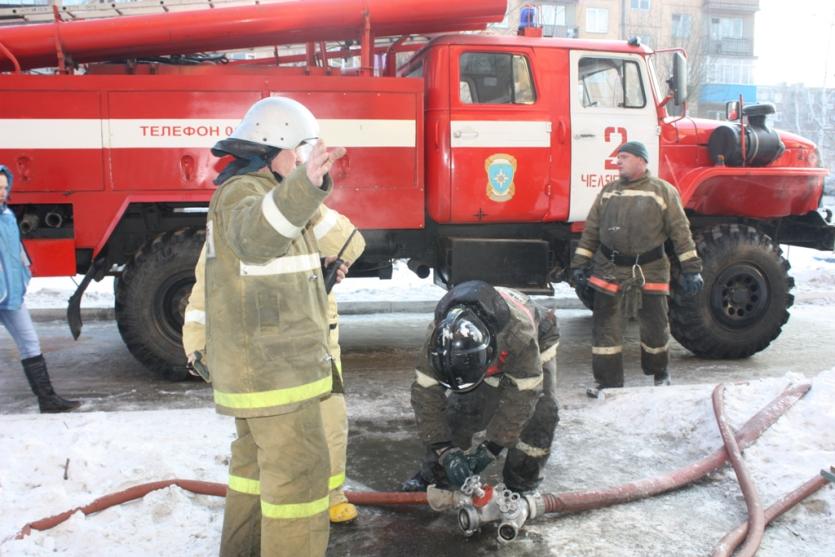 Фото На Братьев Кашириных в Челябинске сгорел автомобиль «Киа Рио»