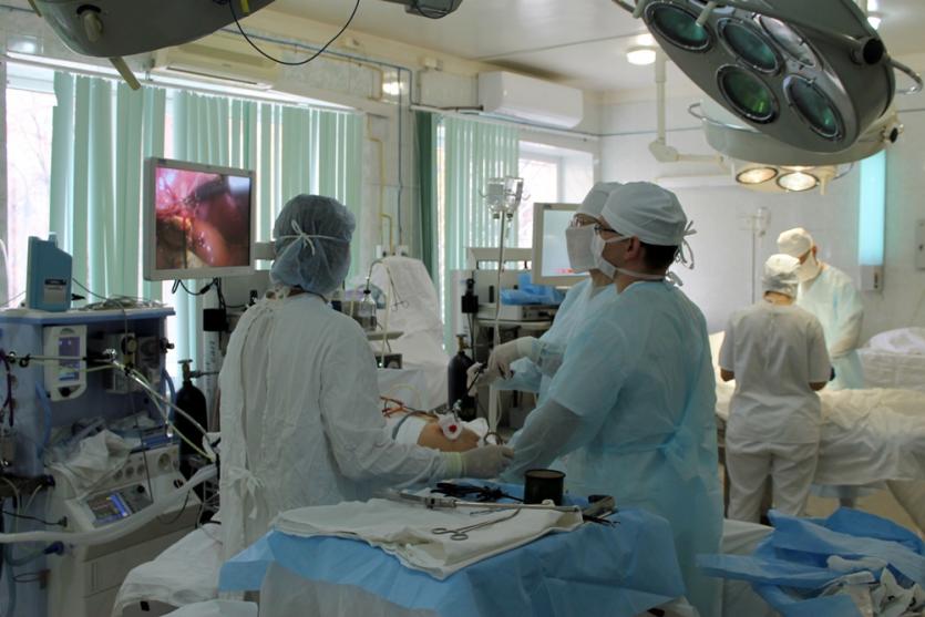Фото Средняя зарплата южноуральских врачей составляет более 63 тысяч рублей