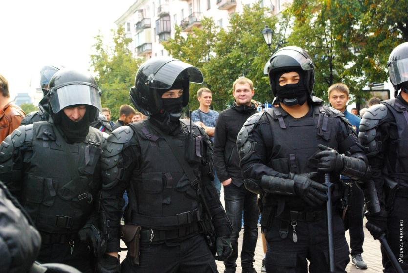 Фото Закон есть закон. Полиция не допустила в Челябинске несанкционированный митинг