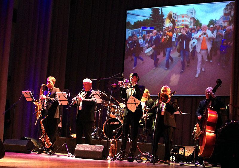 Фото В Челябинске состоялся концерт памяти патриарха уральского джаза Игоря Бурко
