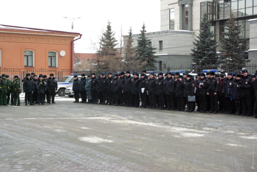 Фото Полиция: на матерном видео действительно сотрудники ППС Челябинска