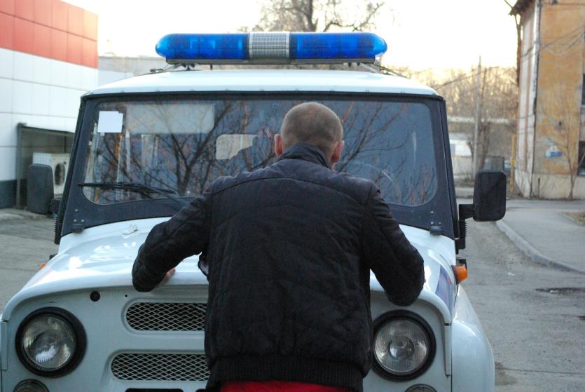 Фото Полицейские Челябинска за 60 минут раскрыли кражу из «М.Видео»