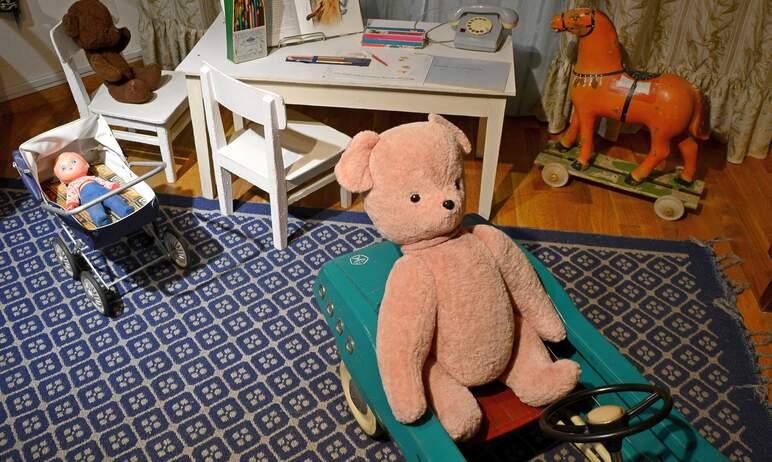 Фото Выставка «Детство без компьютера»: феномен плюшевого медведя