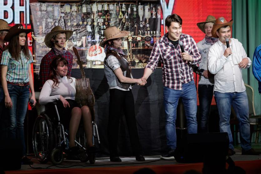 Фото Челябинскую молодежь с инвалидностью приглашают к участию в уникальном юмористическом проекте