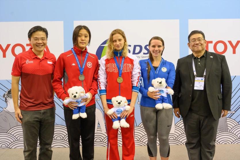 Фото Челябинка завоевала четыре медали мировой серии по плаванию ЛИН
