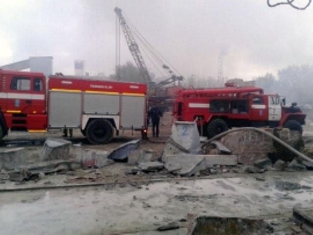 Фото На территории гранитного завода в Челябинске произошел крупный пожар