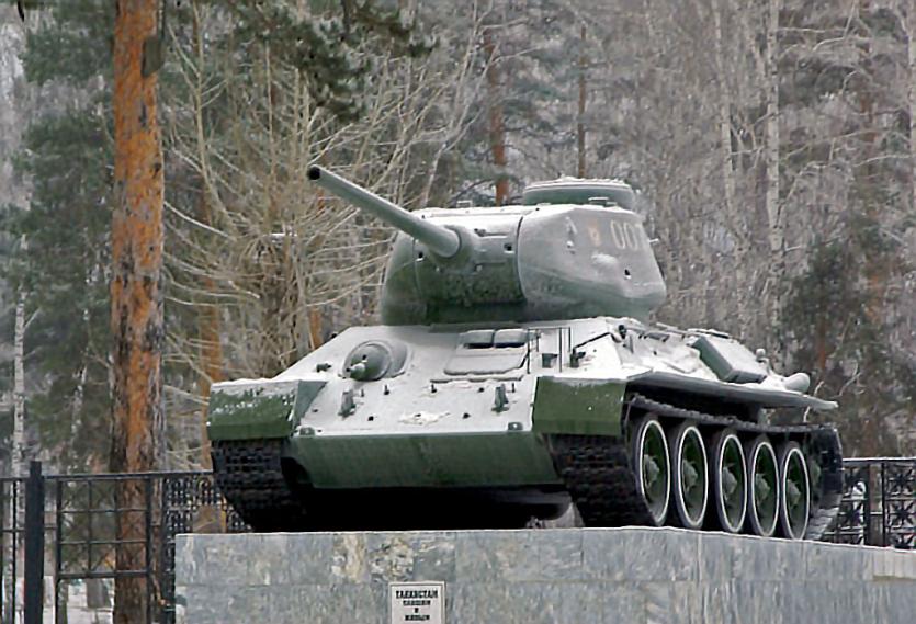 Фото Инспекция Сухопутных войск проверяет танковую дивизию на Южном Урале
