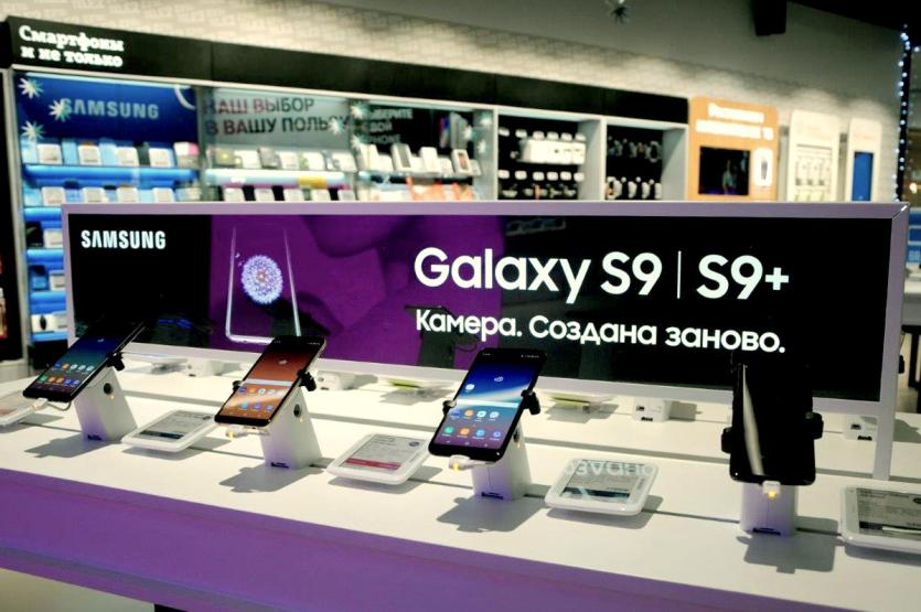 Фото Tele2 дарит терабайт трафика покупателям 4G-смартфонов Samsung