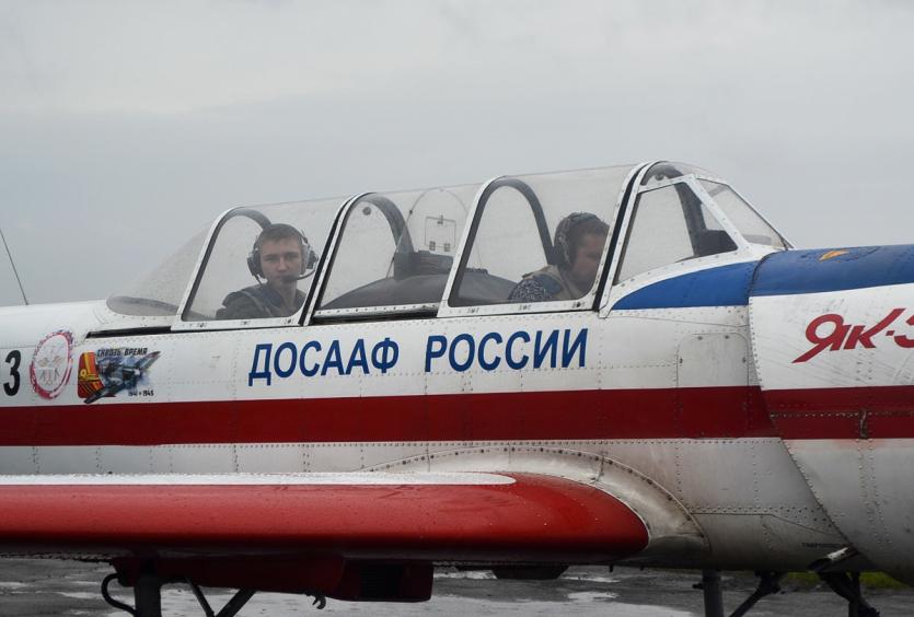 Фото С самолетами и парашютами: в Челябинскую область пришло юнармейское лето