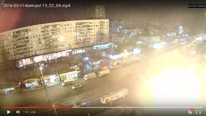 Фото Видеокамеры зафиксировали взрыв киоска в Челябинске