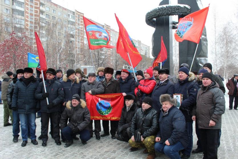 Фото Жители Луганской народной республики: Конвои идут, но гуманитарной помощи мы не видим
