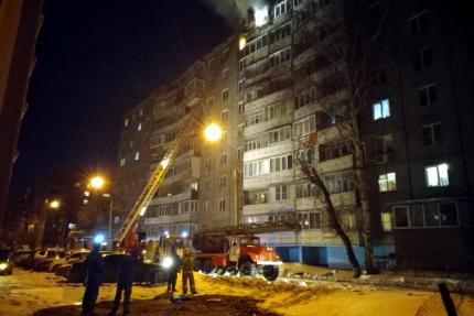 Фото Челябинец, спасаясь от пожара, выпрыгнул с девятого этажа