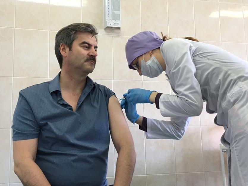 Фото Первый вице-губернатор Челябинской области является ярым сторонником вакцинации