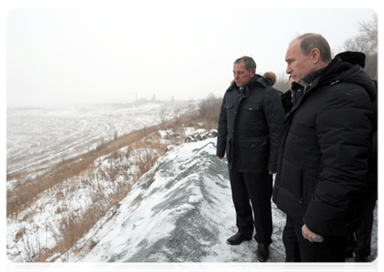 Фото Владимир Путин познакомился с Розой и коркинским разрезом