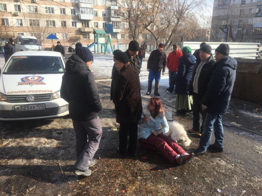 Фото Жители многоквартирного дома в Челябинске вышли на митинг против уплотнительной застройки