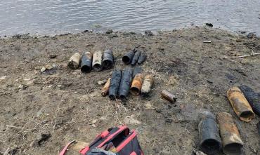 Фото В озере Иртяш были обнаружены артиллерийские снаряды