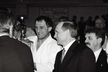 Фото Челябинский архив сохранит память о первом визите президента Владимира Путина в Челябинск