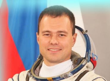 Фото В День космонавтики Дмитрий Петелин получил звание Героя России